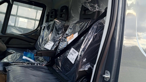 IVECO Daily 35S18 V FURGON